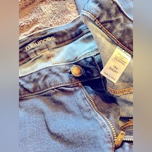 Maurice’s Skinny Jeans- 18W short